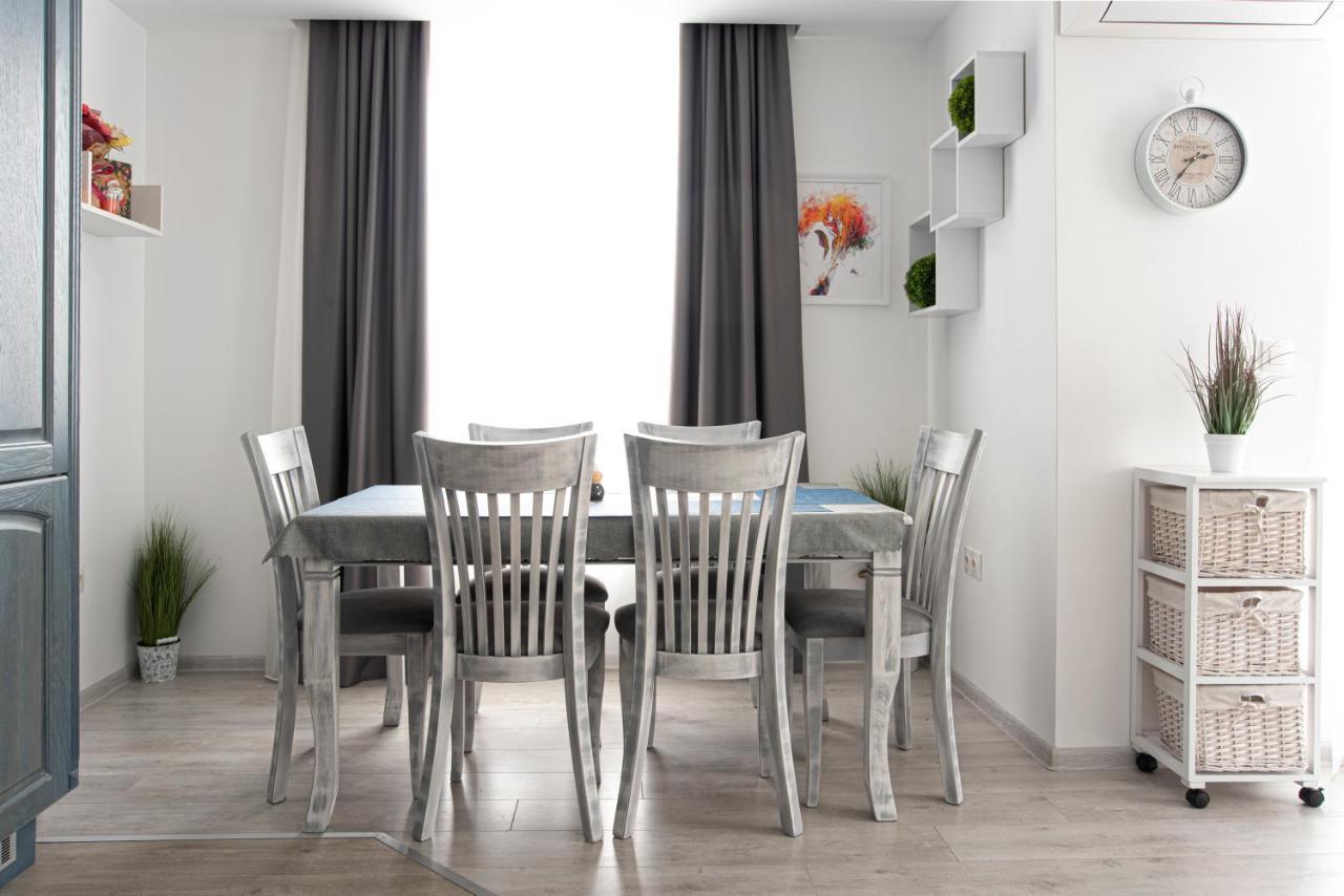 Apartment Sunny & Stylish Brand New 2bdr + Parking *